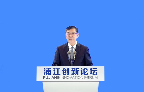 2024年9月9日 清冠纳米董事长马冠香在2024年浦江论坛做主题分享 展示气凝胶材料新方向