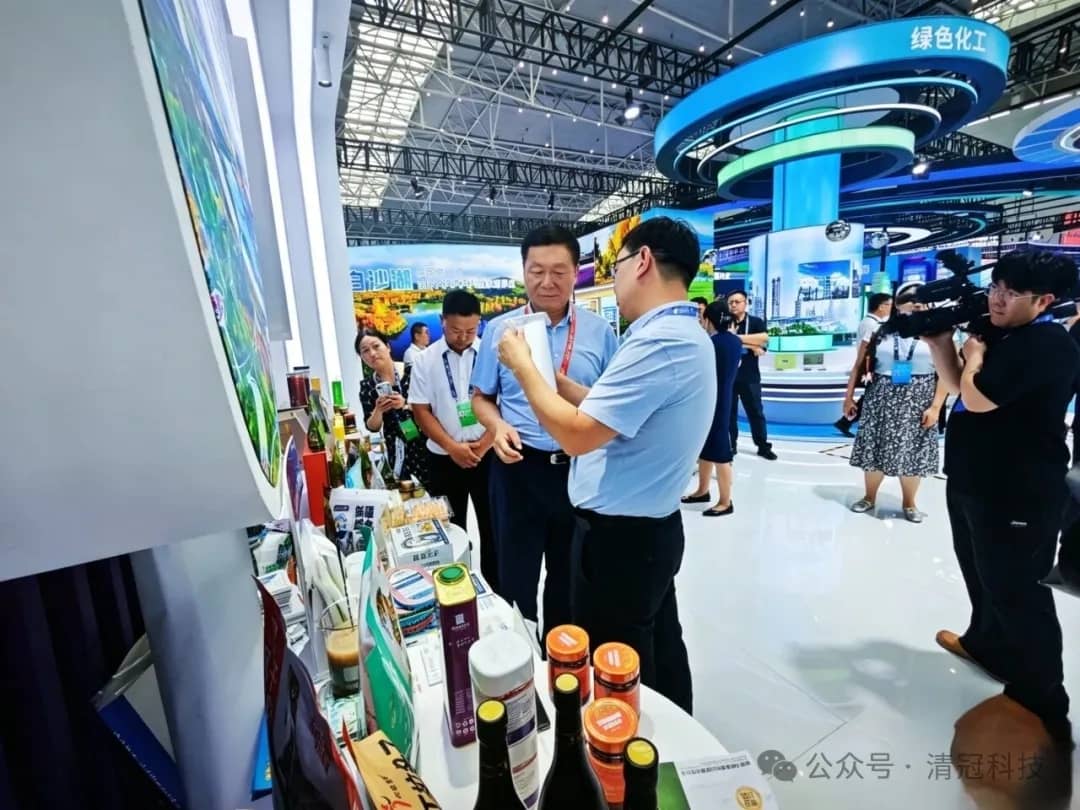 亚博会直击｜清冠硬核气凝胶，亮相兵团展位成焦点