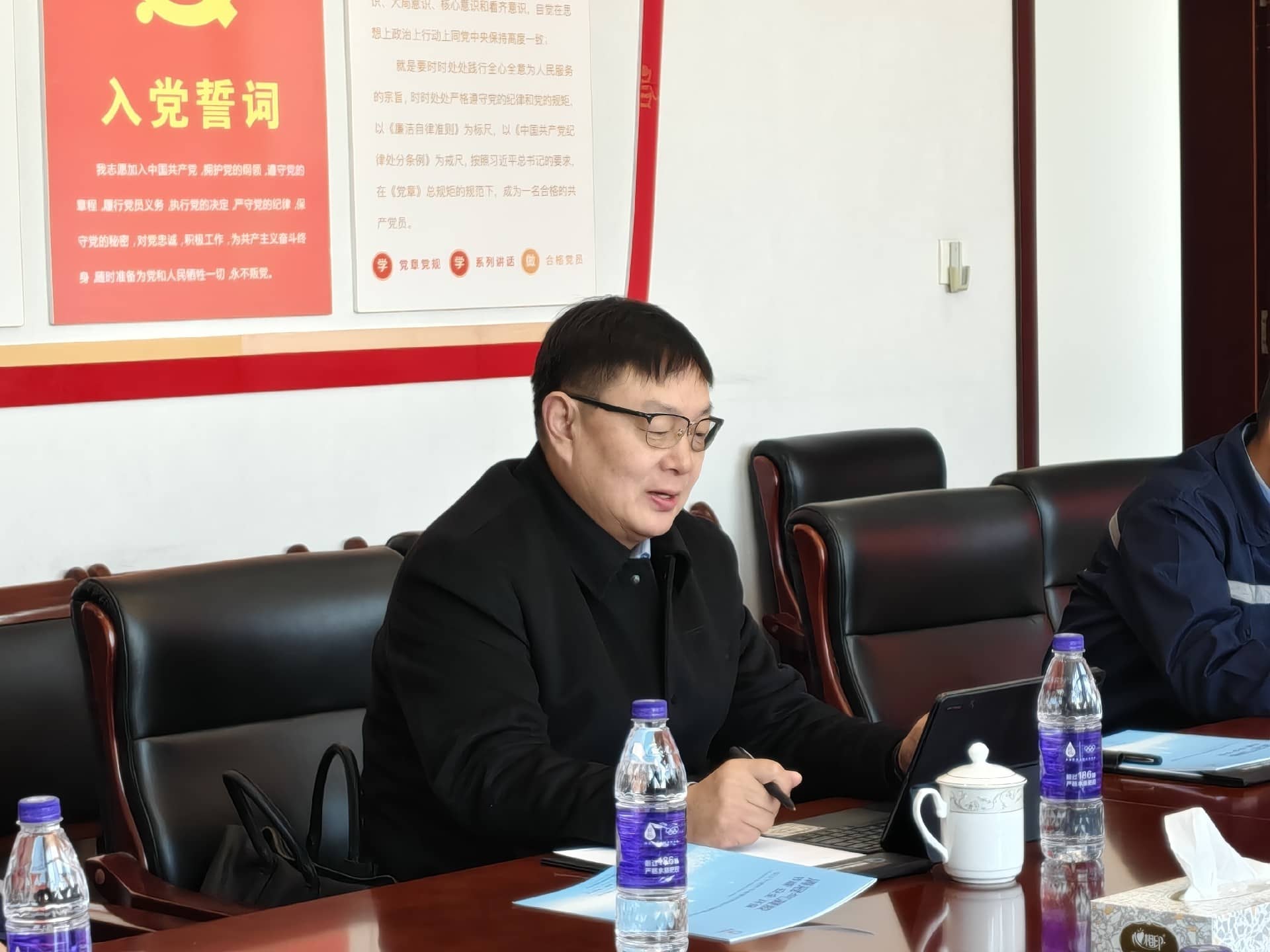 元凝新材料有限公司接待邗江工信局副局长许明婧一行莅临指导